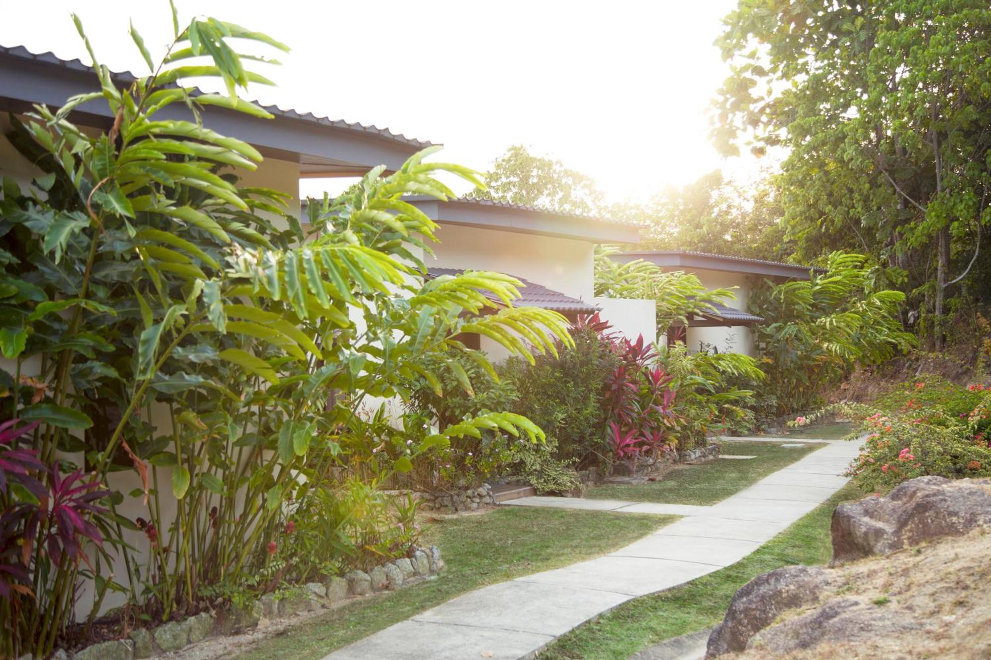 Ranis Lodge Padang Mat Sirat Exterior photo